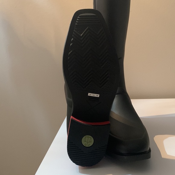 Black Hunter Boots - Picture 12 of 15